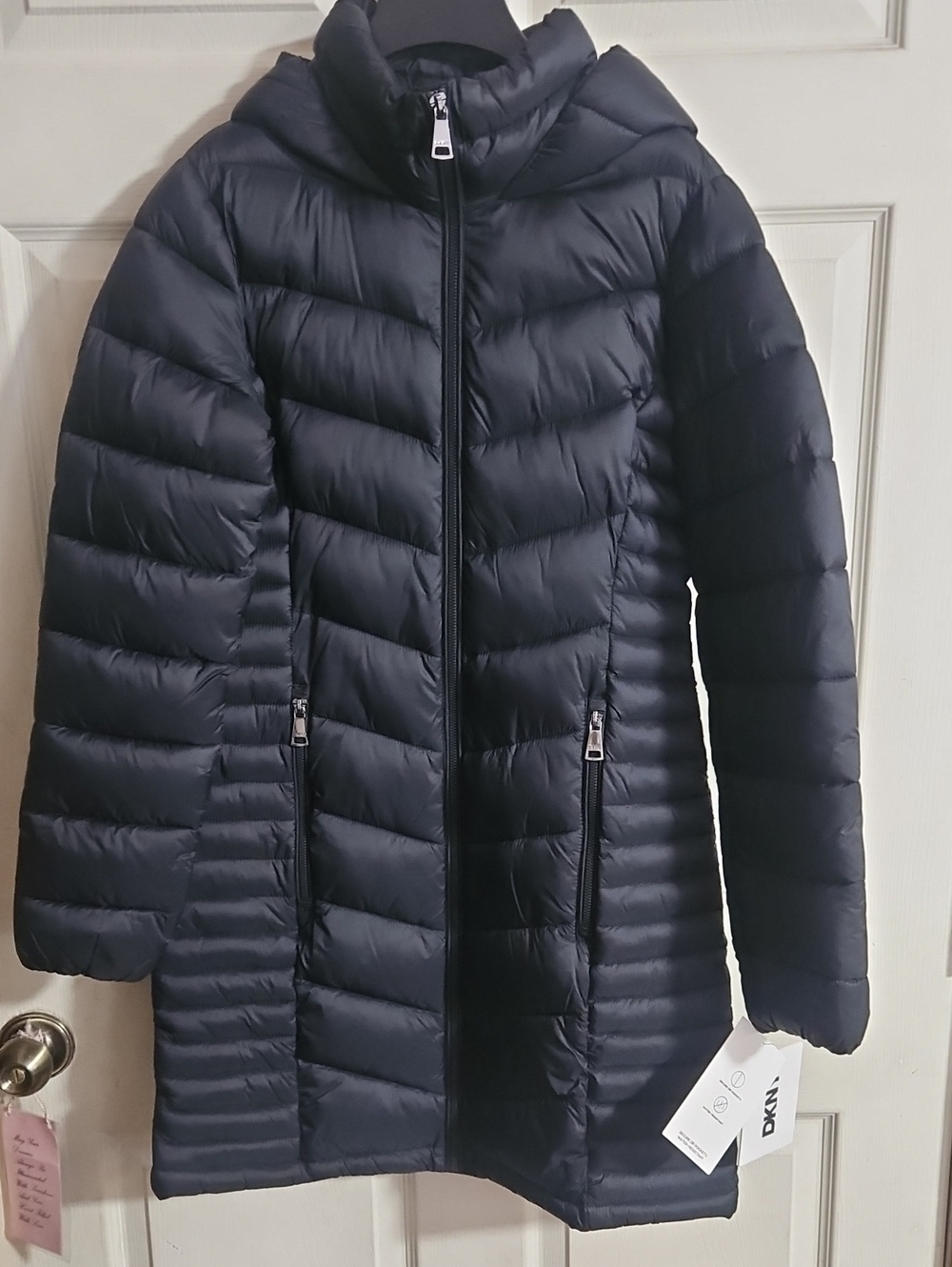 DKNY WOMENS LONG PUFFER COAT: MACY'S: BLACK: NEW WITH TAGS: SIZE XS